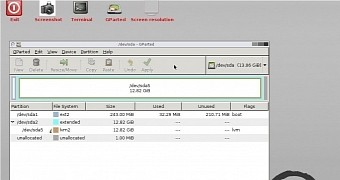 Debian based gparted live 0 26 0 is out with linux kernel 4 5 and gparted 0 26 0