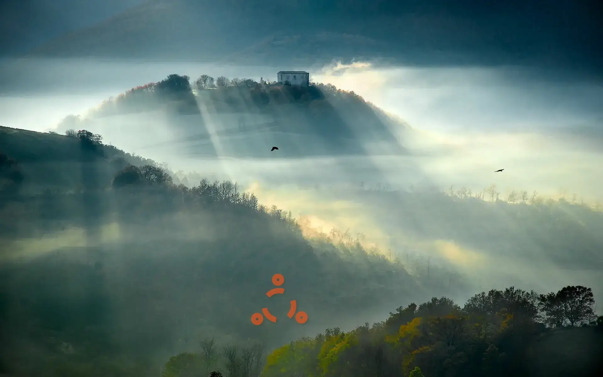 House on top of mountain ubuntu logo - 27 Mountain Ubuntu Wallpapers in HD and 4K