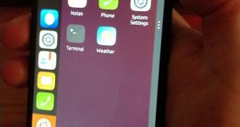 Watch ubuntu touch running on the pinephone open source linux