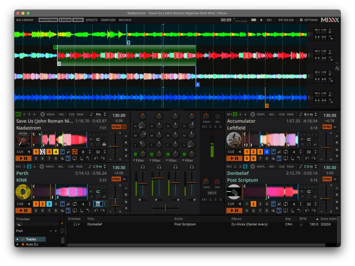 Mixxx DJ software screenshot on Ubuntu