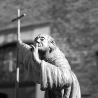Be quiet priest sculpture in venlo by raffael herrmann