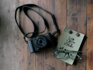 Camera and spectacles by bino storyteller