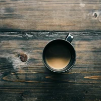 Coffee on bench by mikesh kaos