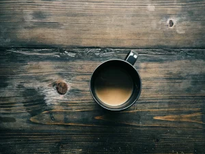 Coffee on bench by mikesh kaos