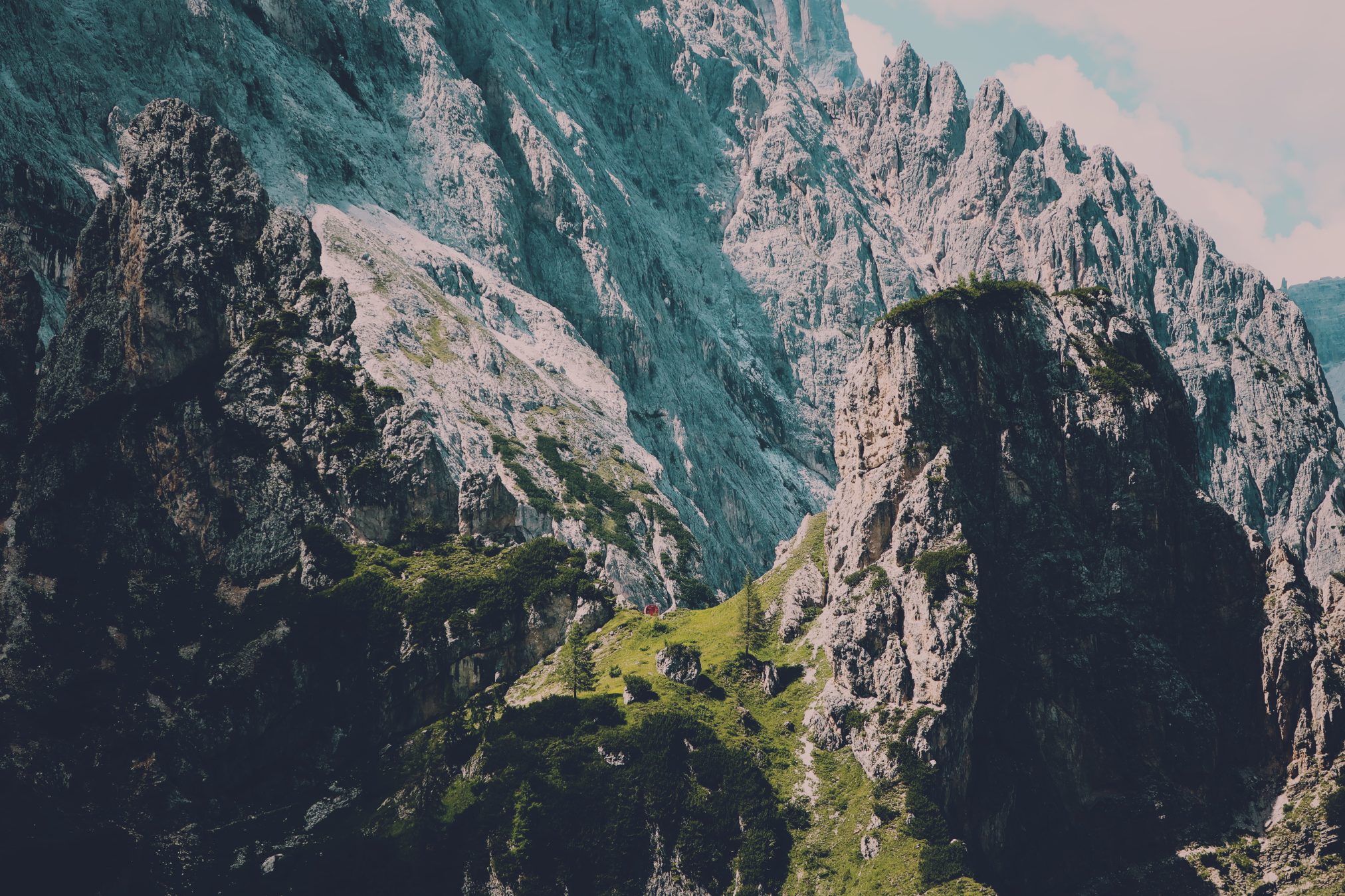 Dolomites by felix hartlieb - Xubuntu 26.04 Wallpapers, Official Xfce Collection