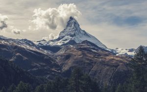 Mountainous view by sven scheuermeier - Xubuntu 26.04 Wallpapers, Official Xfce Collection