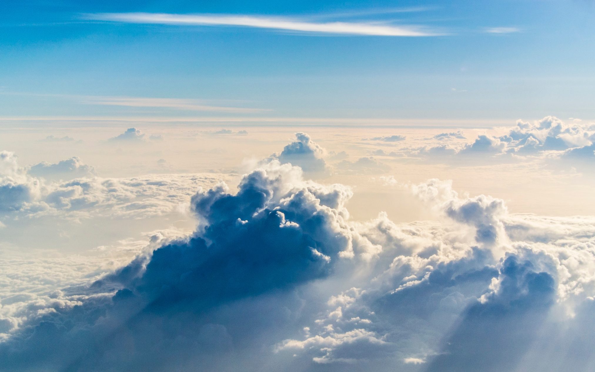 The sky is the limit by kaushik panchal - Xubuntu 26.04 Wallpapers, Official Xfce Collection