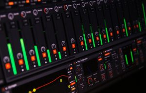 2604 ivan jermakov daw - Ubuntu Studio 26.04 Wallpapers - Official Collection