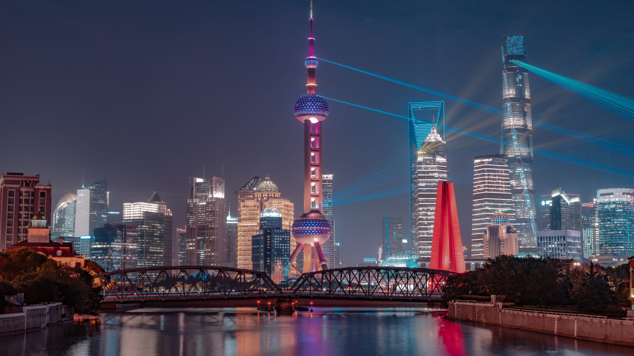 Bridgecity2 - Ubuntu Kylin 26.04 Wallpapers - Official Chinese-Themed Collection