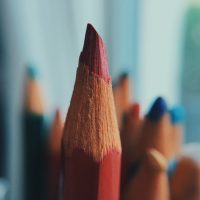 Edubuntu 26.04 luna davidson selective focus photography of red color pencil