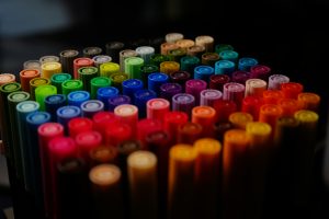 Edubuntu 26.04 moises fattel a close up of many different colored crayons - Edubuntu 26.04 Wallpapers - Official Education-Themed Collection